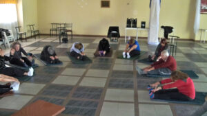 yoga4
